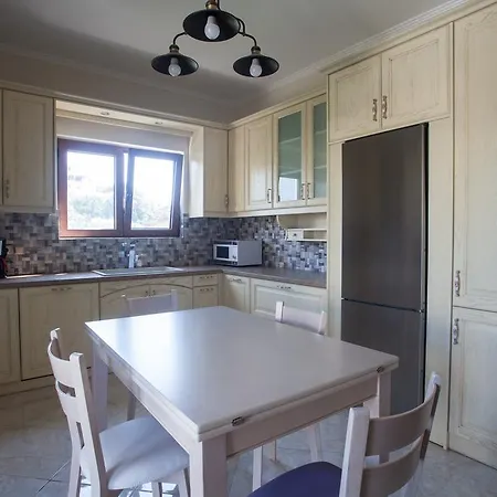 Gold Beach Apartmán